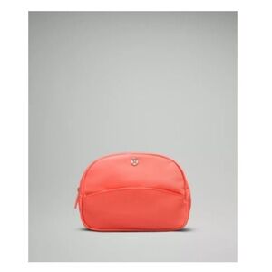 Lululemon Go Getter Pouch (raspberry cream)